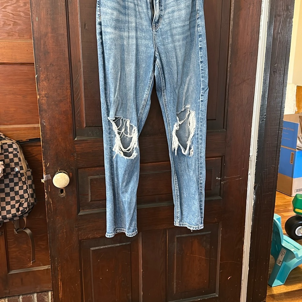 American Eagle Ripped Jeans